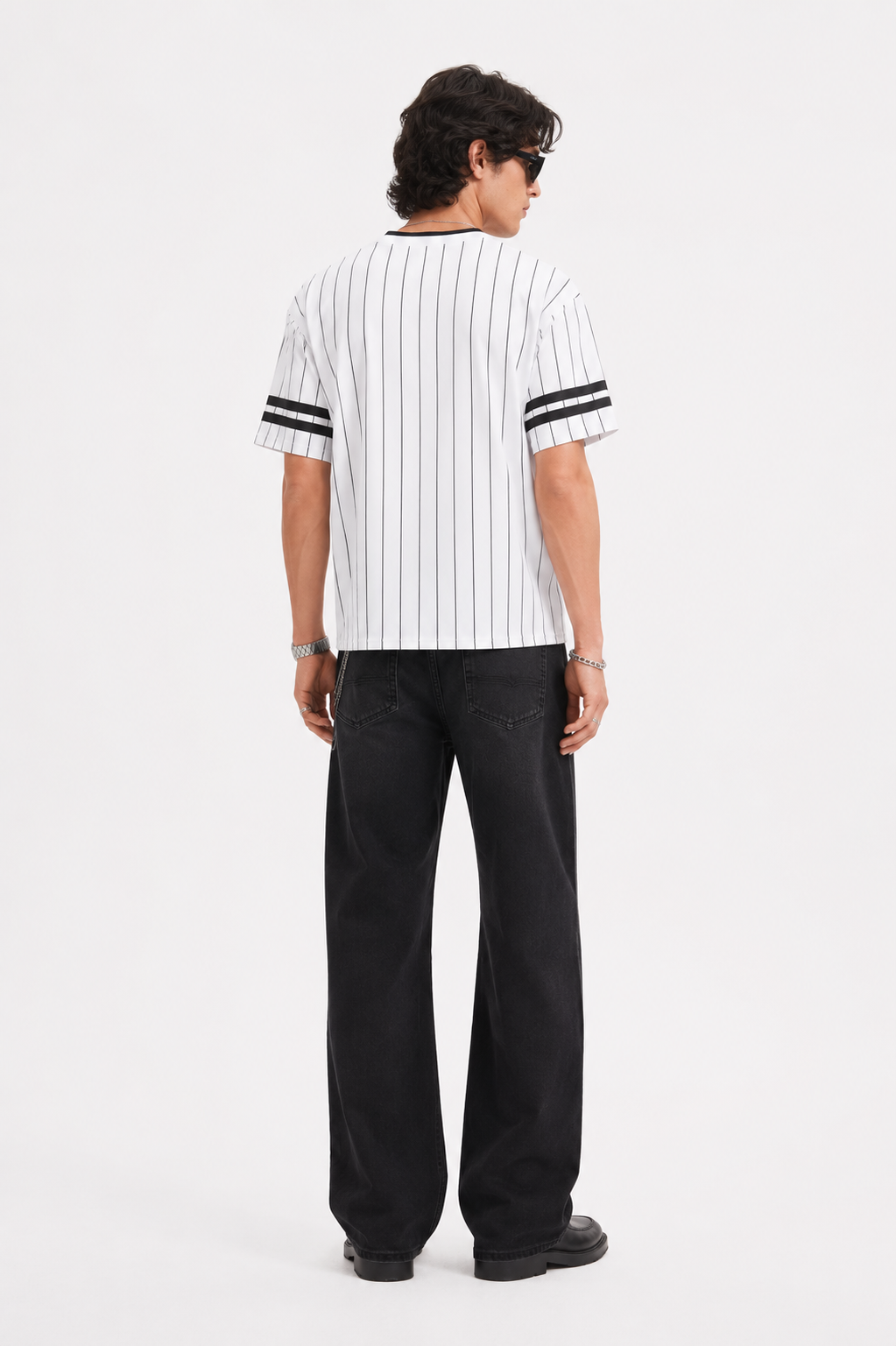Men's Striped Loose V-Neck T-Shirt