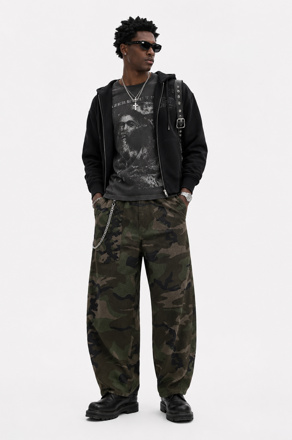Men’s Camo Barrel Leg Cargo Pants